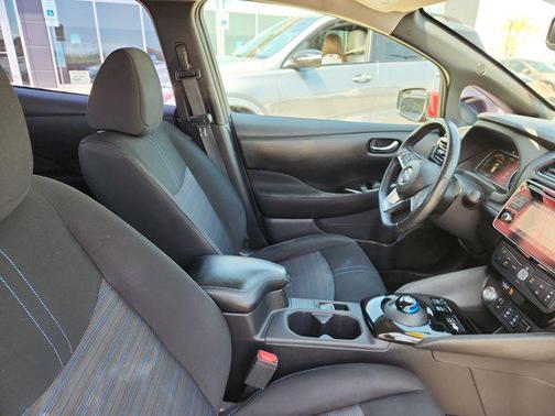 2018 Nissan Leaf SV