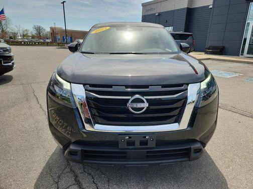 2024 Nissan Pathfinder S 4WD