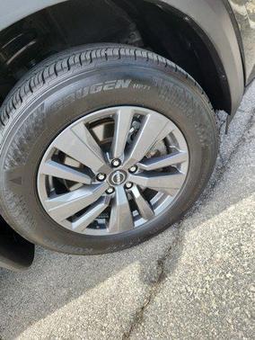 2024 Nissan Pathfinder S 4WD