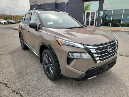 2025 Nissan Rogue Platinum