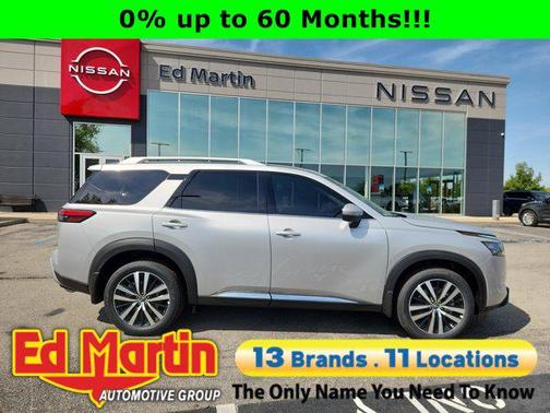 2025 Nissan Pathfinder Platinum 4WD