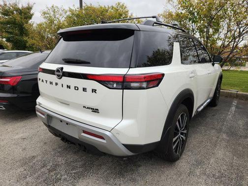 2024 Nissan Pathfinder Platinum 4WD