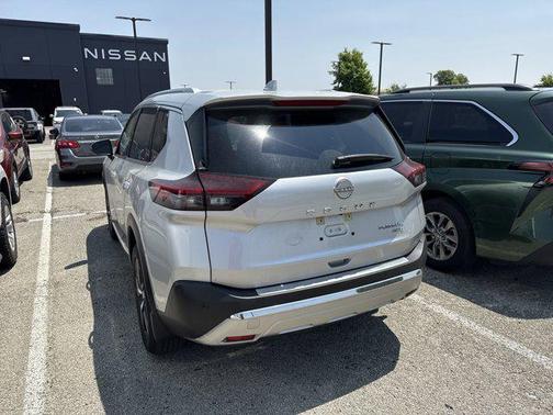2022 Nissan Rogue Platinum