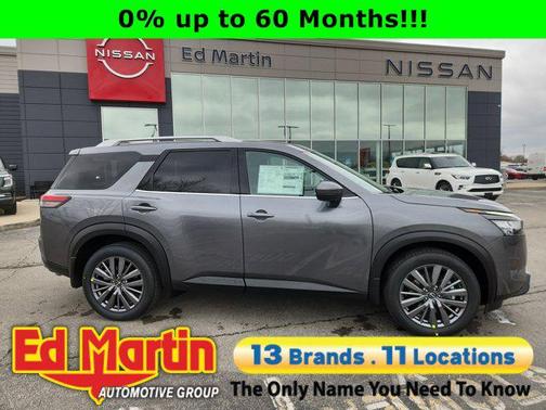 2025 Nissan Pathfinder SL 4WD