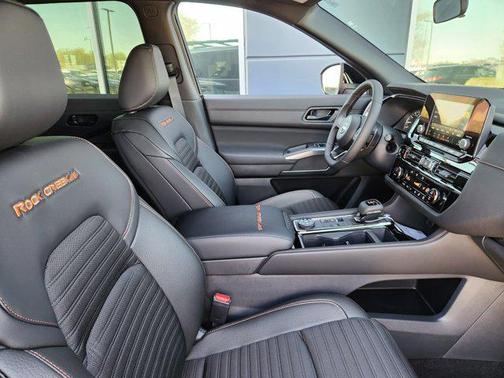 2025 Nissan Pathfinder Rock Creek 4WD