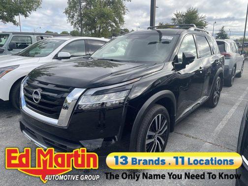 2024 Nissan Pathfinder Platinum FWD