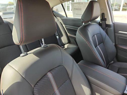 2025 Nissan Altima SR FWD