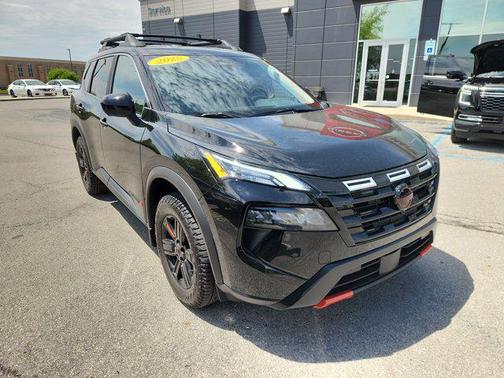 2025 Nissan Rogue Rock Creek