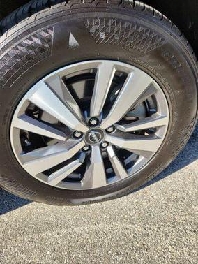 2024 Nissan Pathfinder SL 4WD