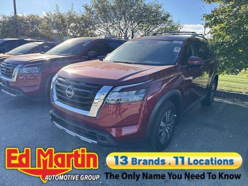 2024 Nissan Pathfinder SL 4WD