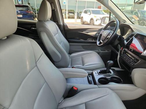 Modern Steel Metallic 2016 Honda Pilot EX-L