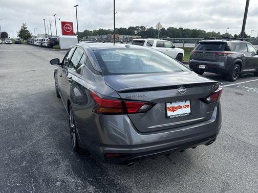 2024 Nissan Altima SR VC-Turbo FWD