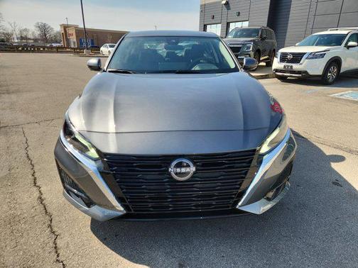 2025 Nissan Altima SL FWD