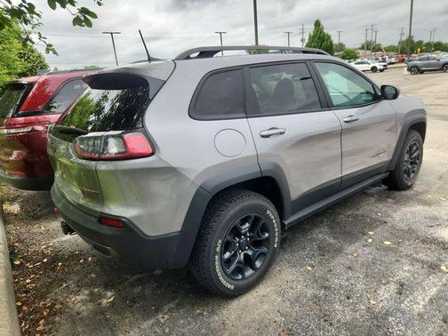 Billet Silver Metallic Clearcoat 2020 Jeep Cherokee Trailhawk