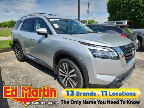 2024 Nissan Pathfinder Platinum FWD
