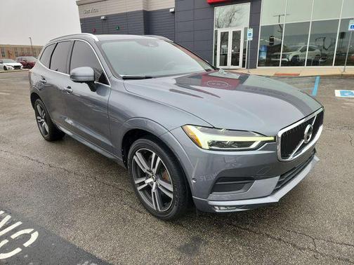 2018 Volvo XC60 T6 Momentum