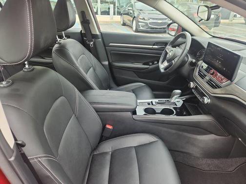 2024 Nissan Altima 2.5 SL