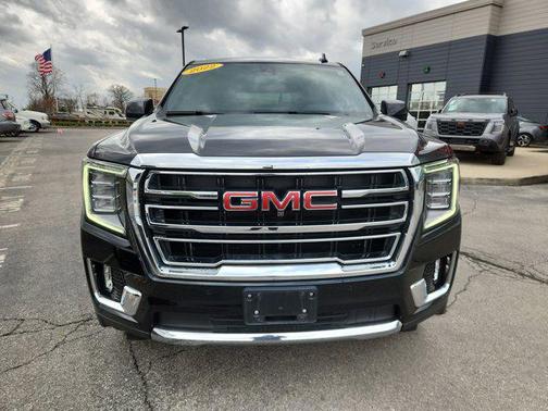 2022 GMC Yukon SLT