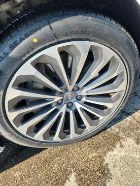 2019 Audi e-tron Premium Plus