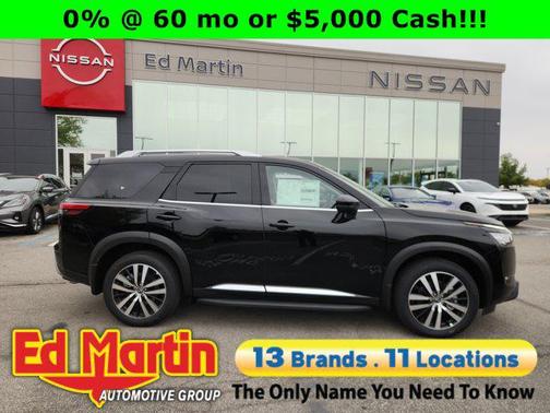 2025 Nissan Pathfinder Platinum 4WD