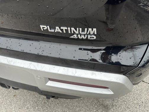 2024 Nissan Pathfinder Platinum 4WD