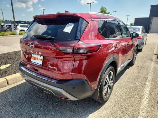 2022 Nissan Rogue SL