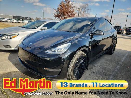 2023 Tesla Model Y Long Range Dual Motor All-Wheel Drive