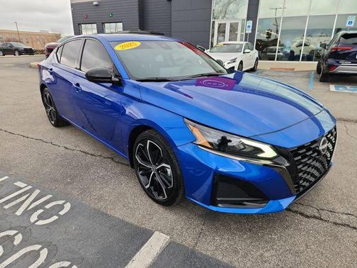 2025 Nissan Altima SR FWD