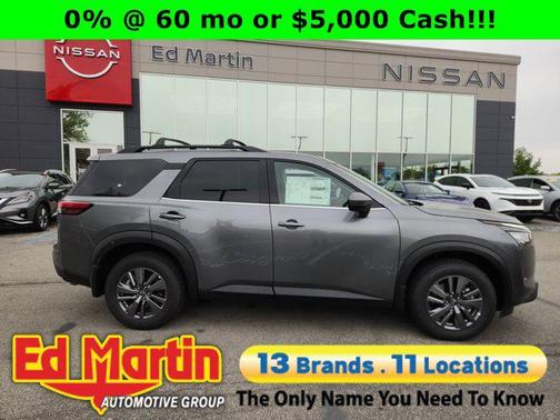 2025 Nissan Pathfinder SV 4WD