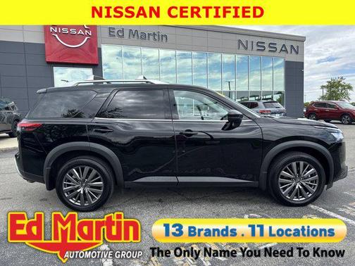 2024 Nissan Pathfinder SL 4WD