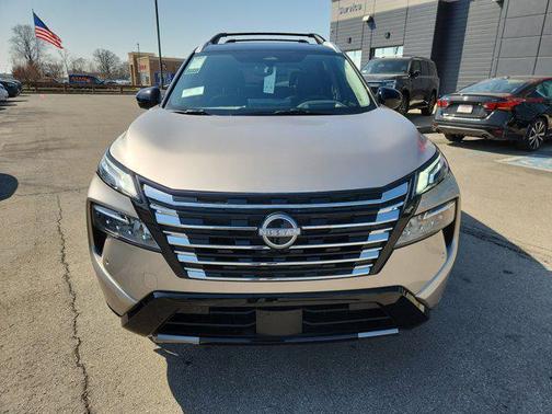 2025 Nissan Rogue Platinum