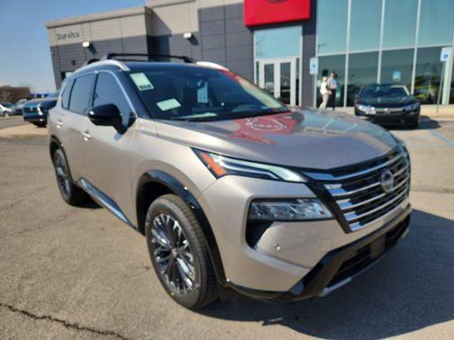 2025 Nissan Rogue Platinum