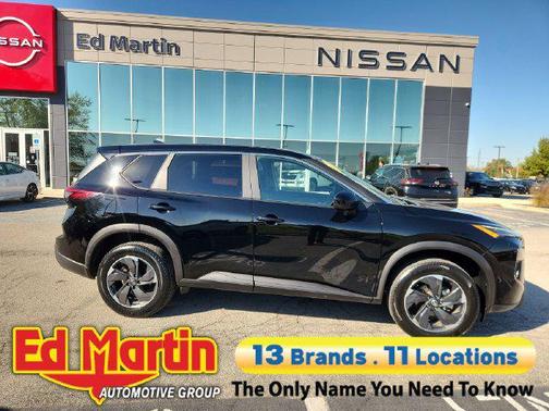 Super Black 2025 Nissan Rogue SV