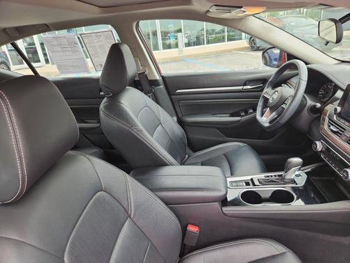 2021 Nissan Altima 2.5 SL