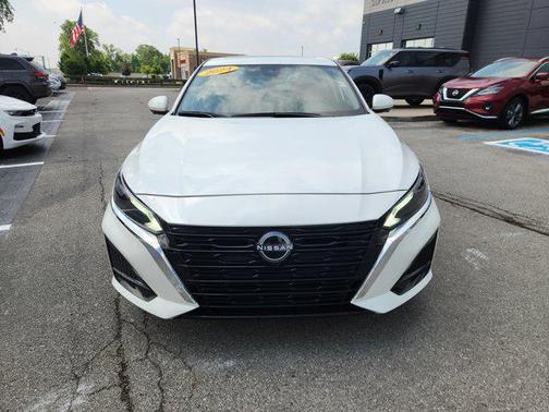 2024 Nissan Altima 2.5 SL