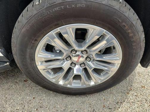 Summit White 2025 GMC Yukon Denali