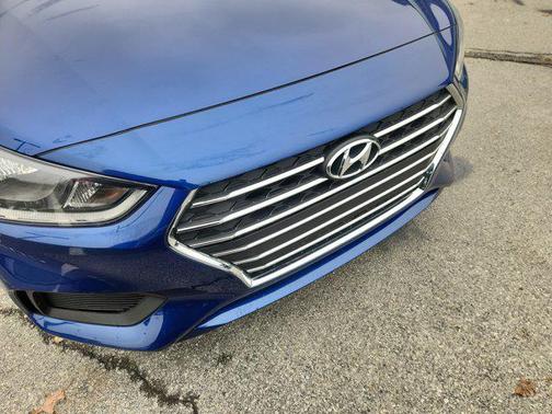 2022 Hyundai Accent SE