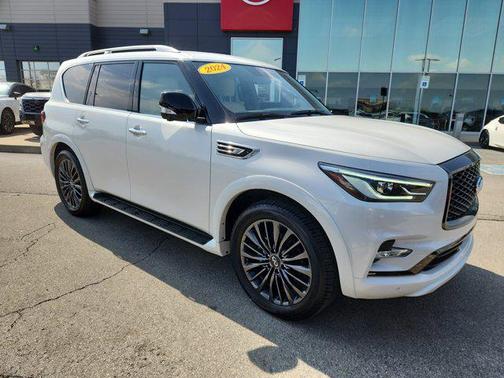 2024 INFINITI QX80 SENSORY AWD