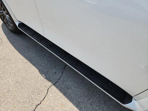 2024 INFINITI QX80 SENSORY AWD
