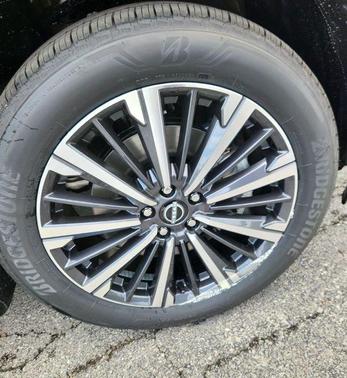 Super Black 2026 Nissan Pathfinder Platinum