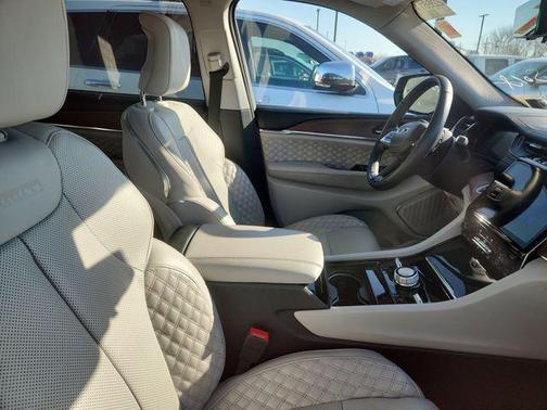 Baltic Gray Metallic Clearcoat 2022 Jeep Grand Cherokee L Summit