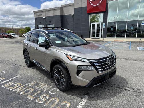 2025 Nissan Rogue Platinum