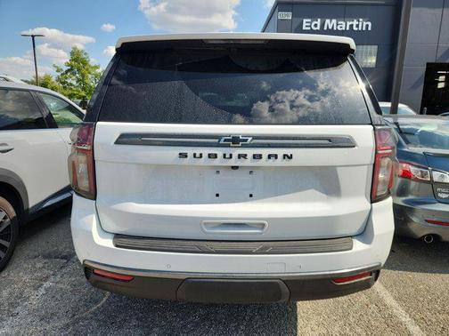 2021 Chevrolet Suburban 4WD Z71