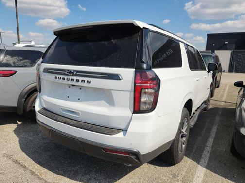 2021 Chevrolet Suburban 4WD Z71