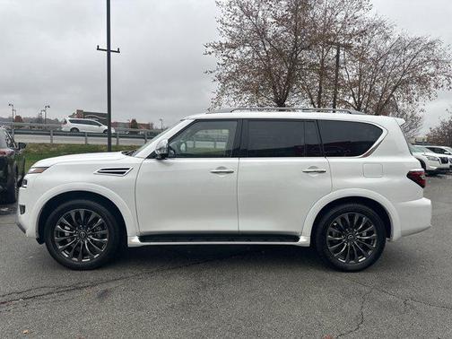2024 Nissan Armada Platinum 4WD