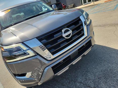 2024 Nissan Armada SL 4WD