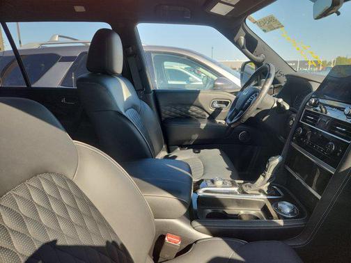 2024 INFINITI QX80 SENSORY AWD
