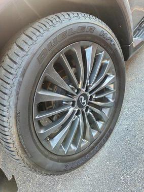 2024 INFINITI QX80 SENSORY AWD