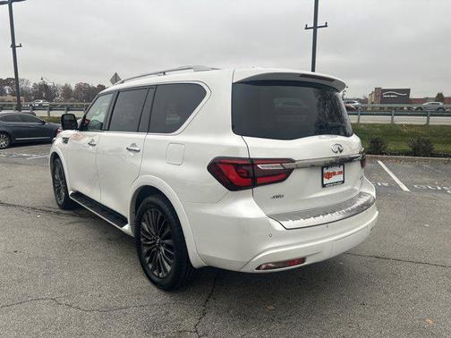 2024 INFINITI QX80 PREMIUM SELECT AWD