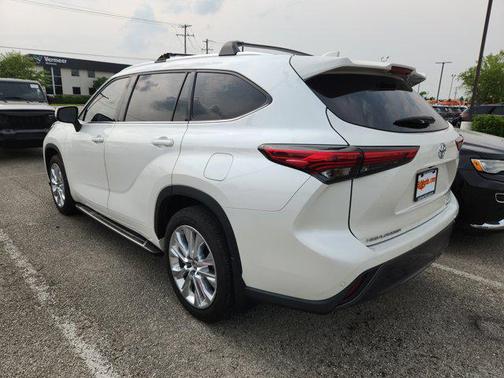 2022 Toyota Highlander Limited